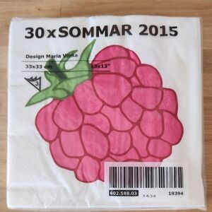 4 pks of Raspberry paper Napkins.